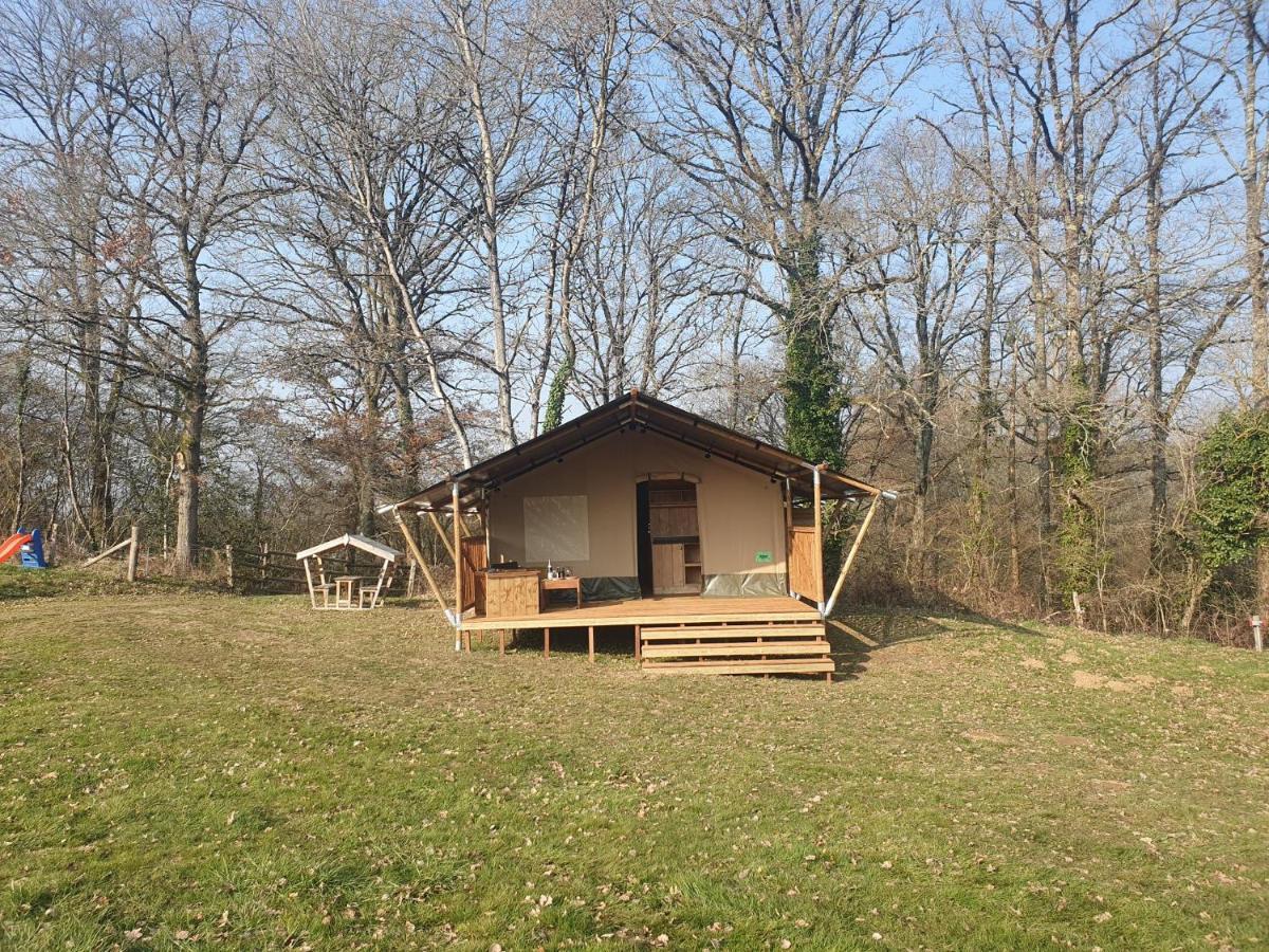 Luxury Safari Tents At Moulin Du Pommier Glamping & Camping Saulgond Exterior photo