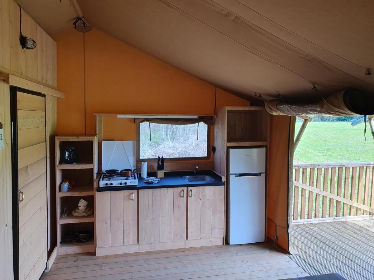 Luxury Safari Tents At Moulin Du Pommier Glamping & Camping Saulgond Exterior photo