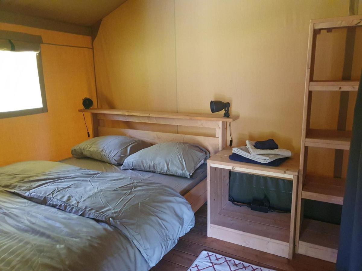 Luxury Safari Tents At Moulin Du Pommier Glamping & Camping Saulgond Exterior photo