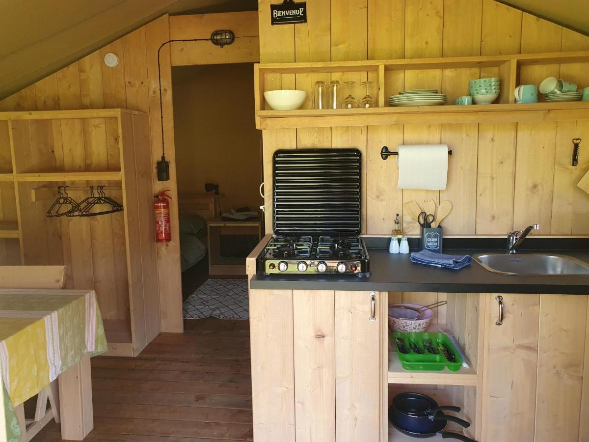 Luxury Safari Tents At Moulin Du Pommier Glamping & Camping Saulgond Exterior photo