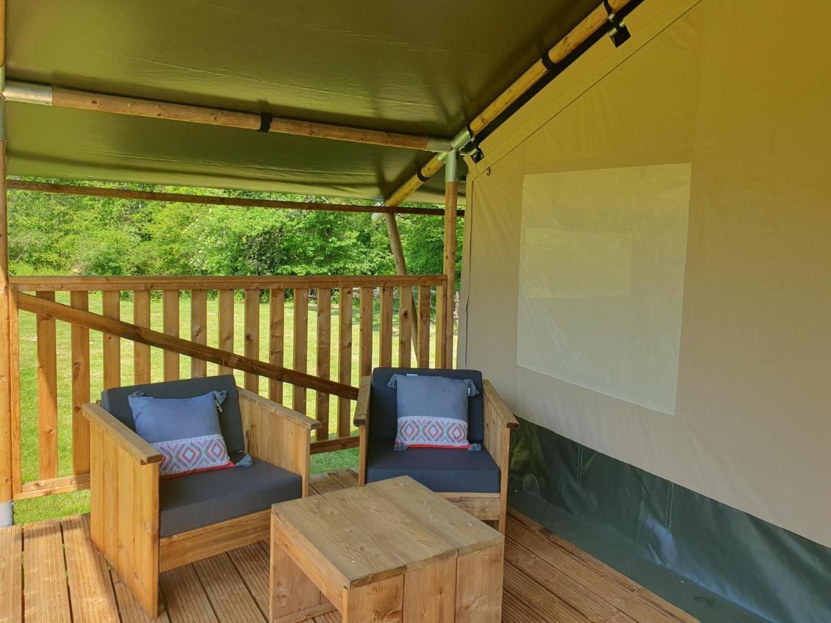 Luxury Safari Tents At Moulin Du Pommier Glamping & Camping Saulgond Exterior photo