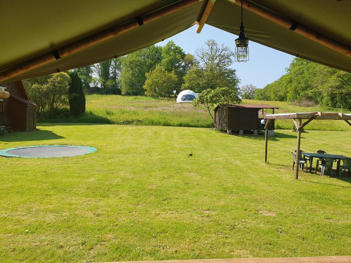 Luxury Safari Tents At Moulin Du Pommier Glamping & Camping Saulgond Exterior photo