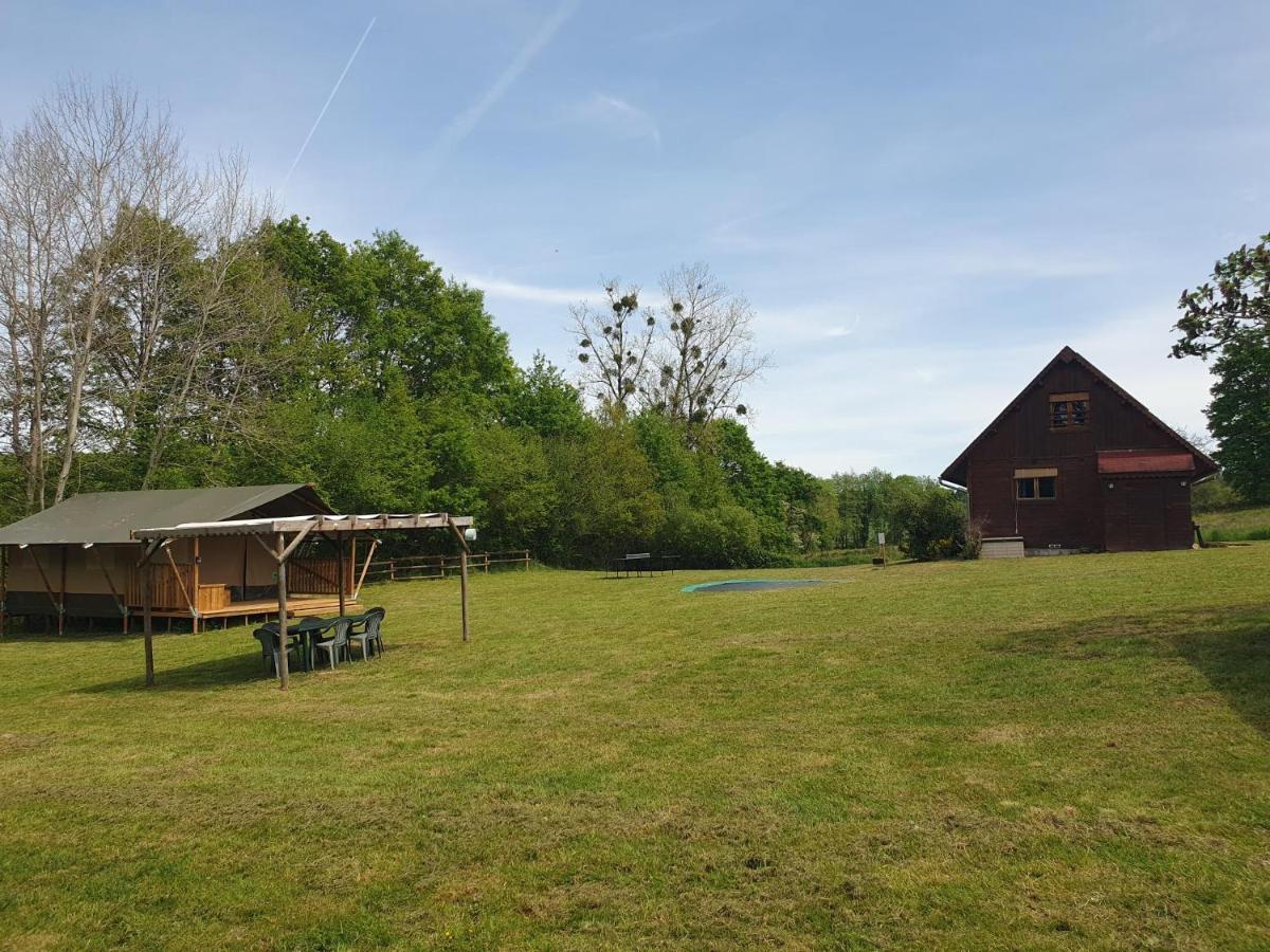 Luxury Safari Tents At Moulin Du Pommier Glamping & Camping Saulgond Exterior photo